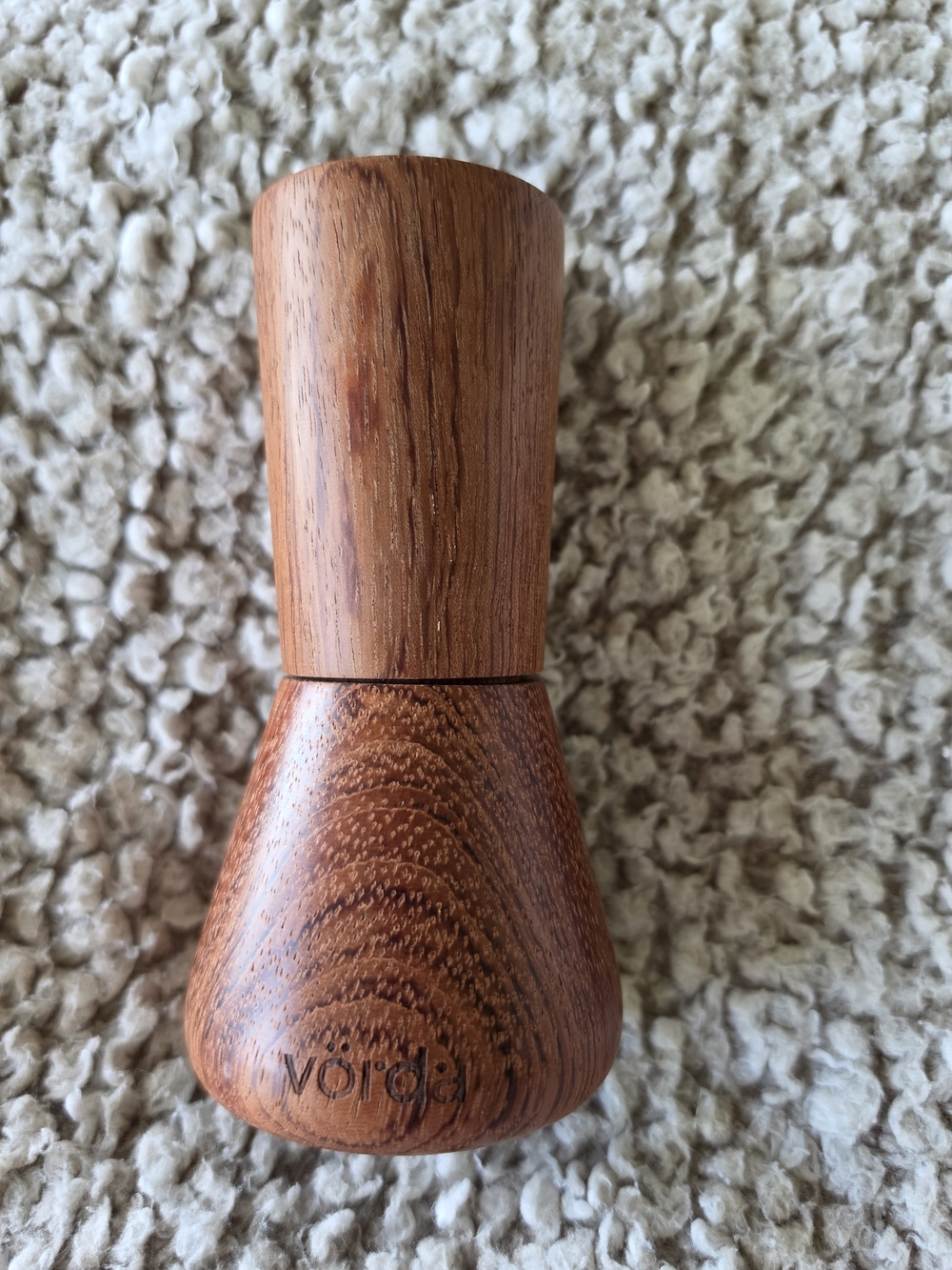 Vörda Okiagari Essential Oil diffuser- African Rosewood.